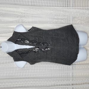 New York & Company Black Denim Sleeveless Blouse W. Tuxedo Ruffles SzXS